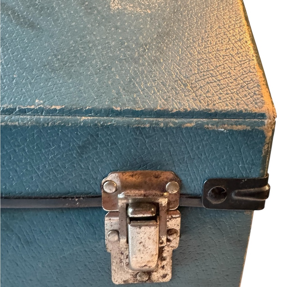 Vintage Alco Division Blue Pet Carrier Cat Dog Travel Case Trunk Tool Box RARE - Picture 7 of 13